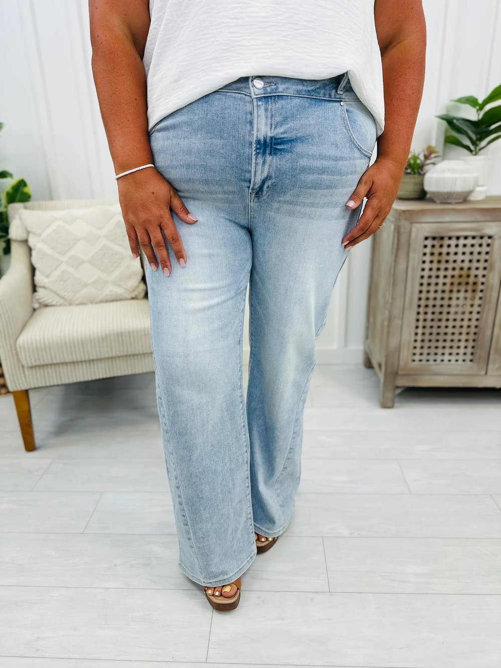 FormFlex Jeans - Flaunt Your Curves, Comfortably - 50% OFF