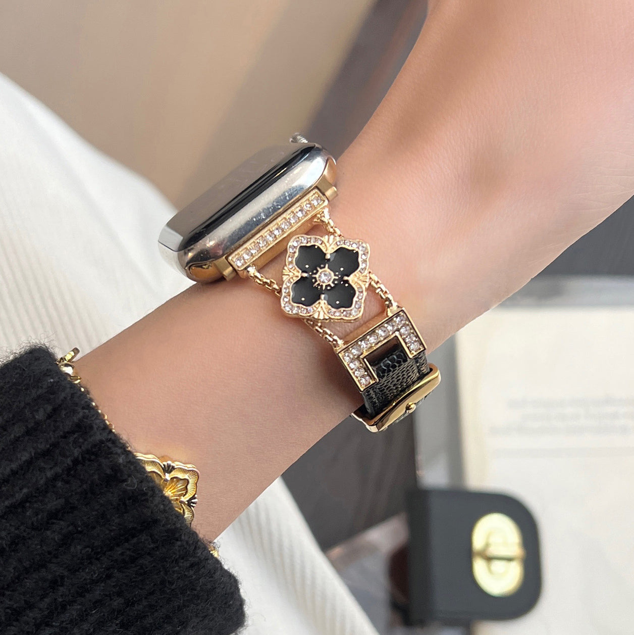 The Bloom Bracelet - Turn Your Watch into Jewelry - 50% OFF