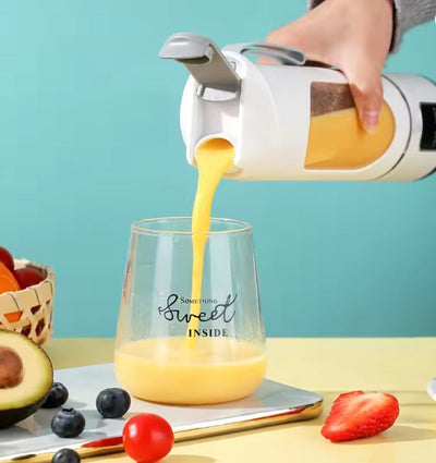 BlendGo Portable Juicer - Fresh Drinks Anywhere - 50% OFF