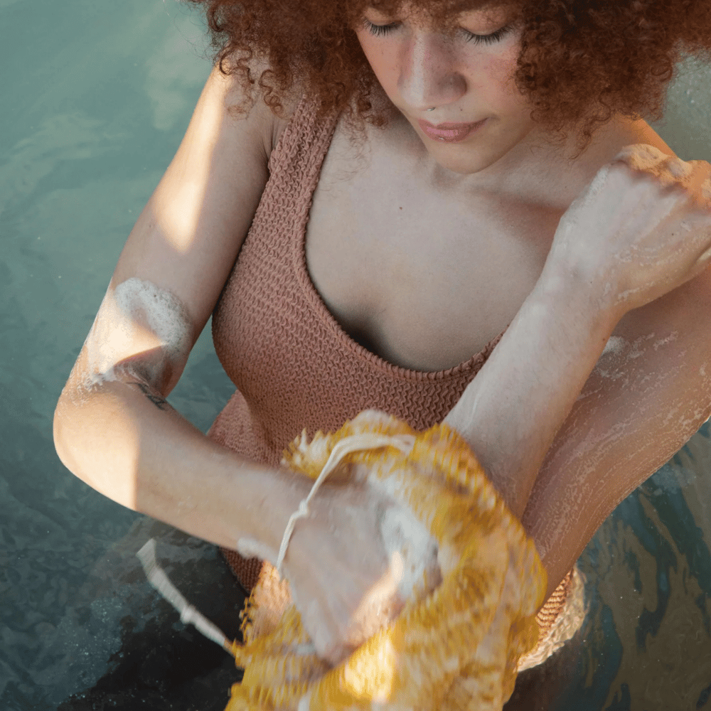 African Exfoliating Net Sponge -  Deep Body Scrubber for Radiant, Smooth Skin - 1+1 FREE