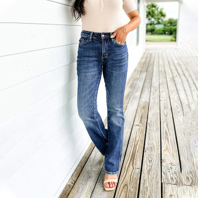 The Sculpt & Stretch Jeans - A Flawless Figure, All-Day Comfort + 50% OFF